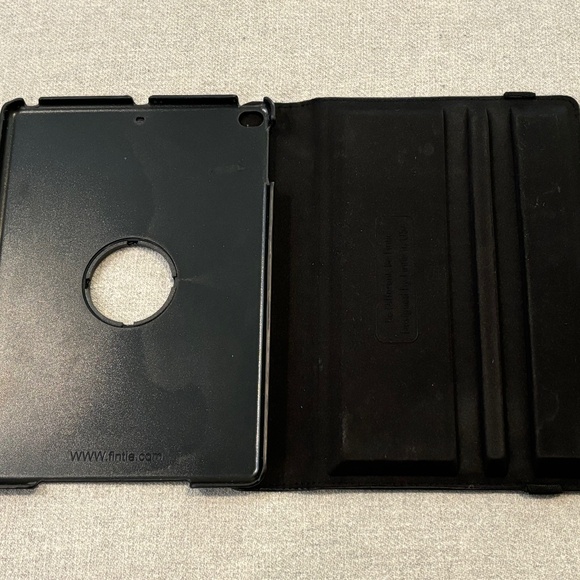 Fintie Rotating Case Cover iPad 6th / 5th Generation (2018 2017 Model, 9.7 inch) - Picture 6 of 7